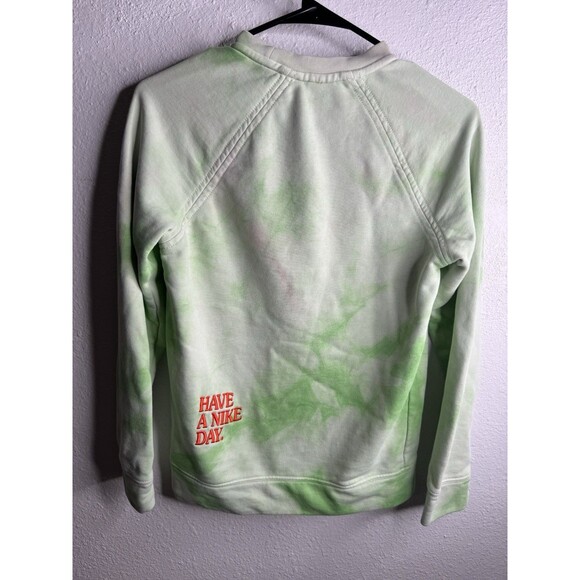 Nike From Generation to Guide Daisy Crewneck Sweatshirt Green Tie-Dye L Women’s - Picture 9 of 15